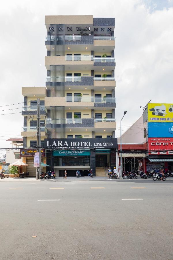 Lara Hotel Long Xuyên Esterno foto